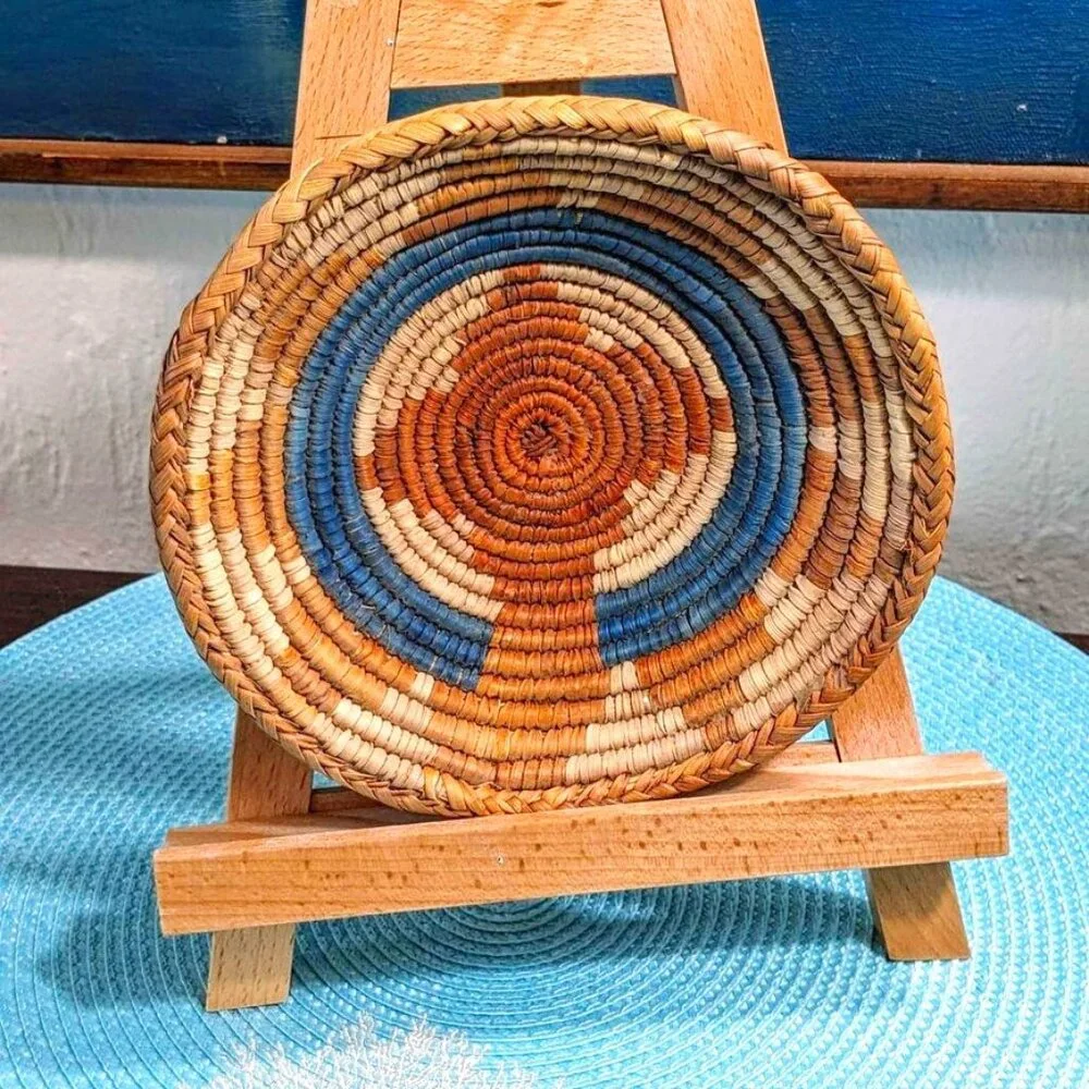 *~* Vintage Basket Bowl - Native American Tropical Decor Western Display woven - Picture 3 of 3